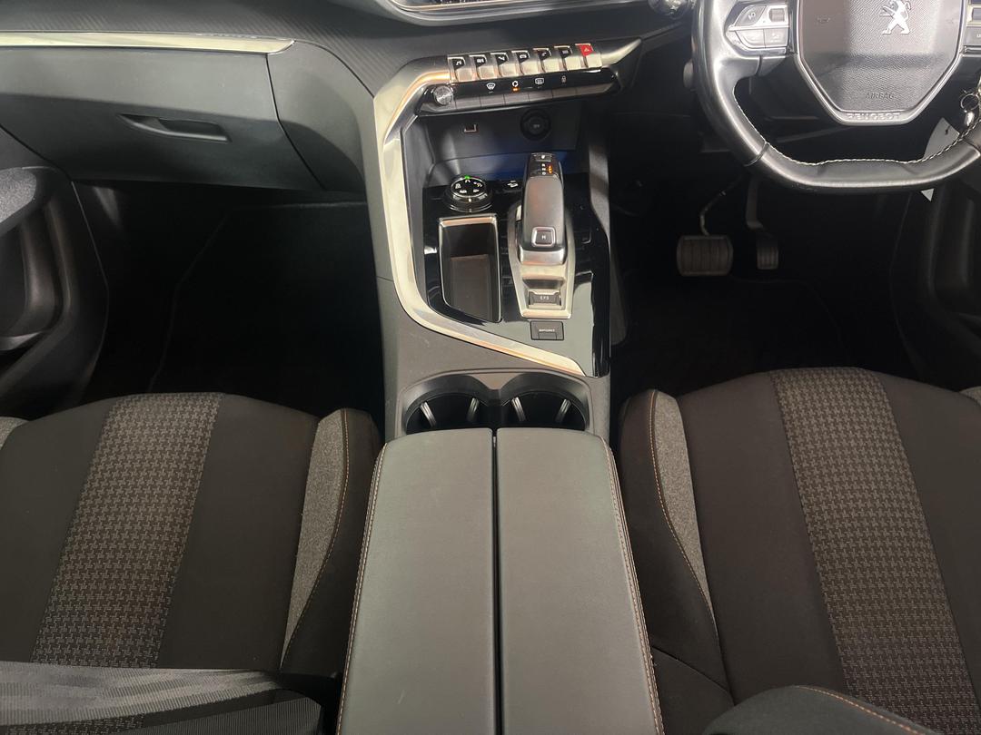 Photo '23' of Peugeot 3008