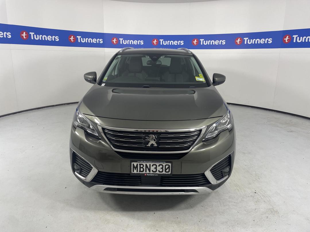 Photo '2' of Peugeot 5008