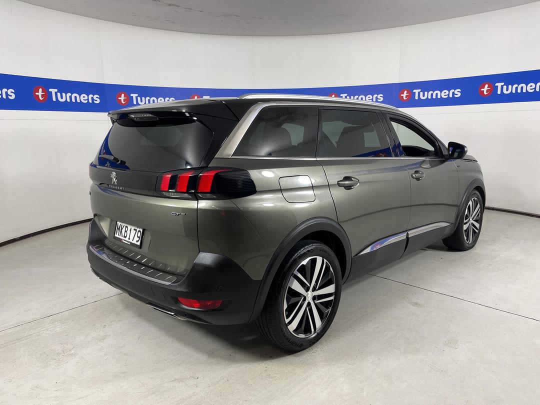 Photo '7' of Peugeot 5008