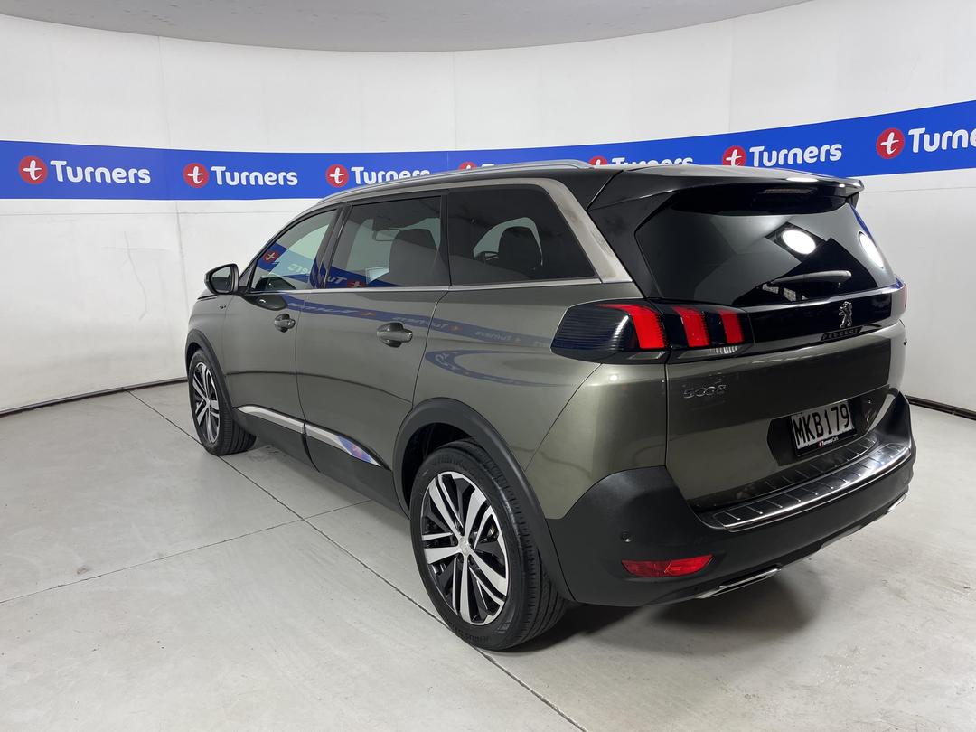 Photo '5' of Peugeot 5008