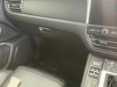 Thumbnail '16' of Porsche Macan