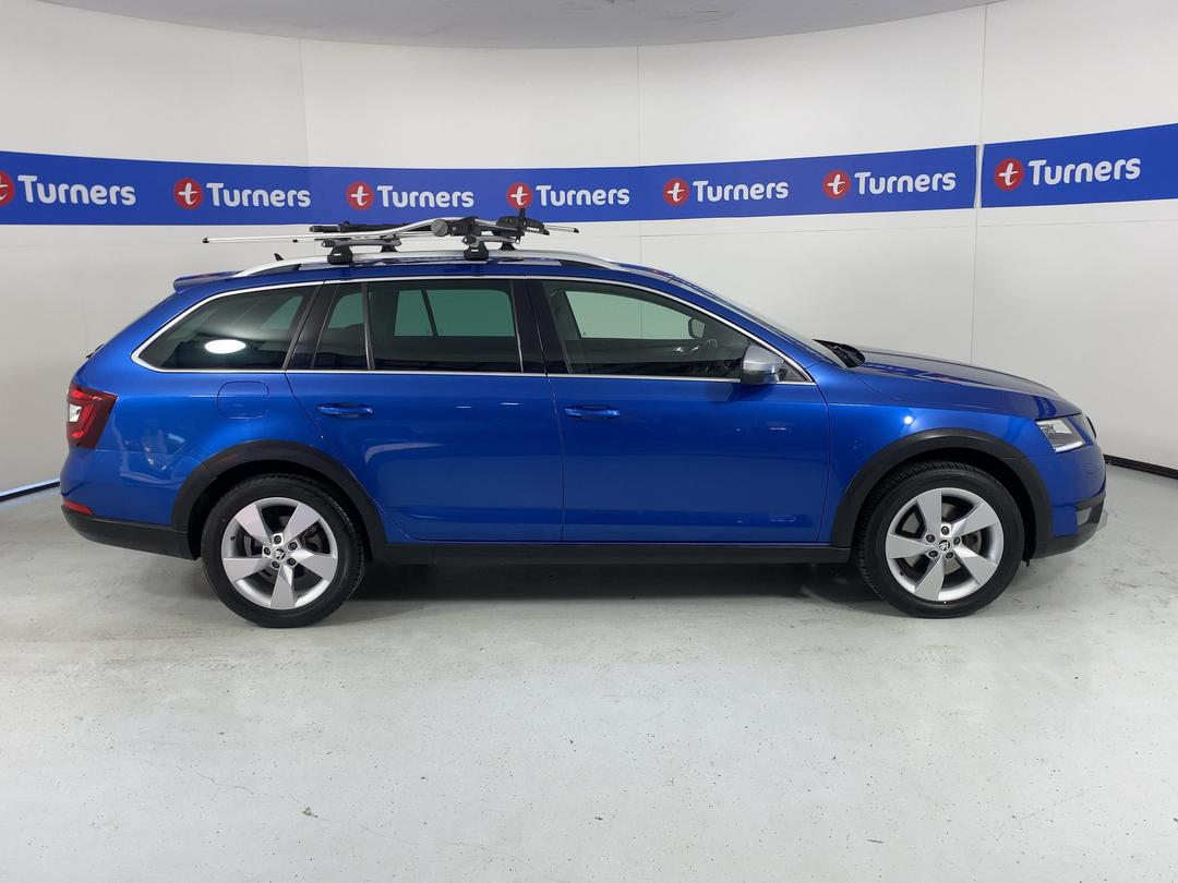 Photo '23' of Skoda Octavia