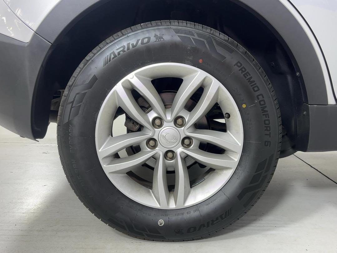 Photo '10' of Ssangyong Korando Sports Auto 2WD Photo '10' of Ssangyong Korando Sports Auto 2WD