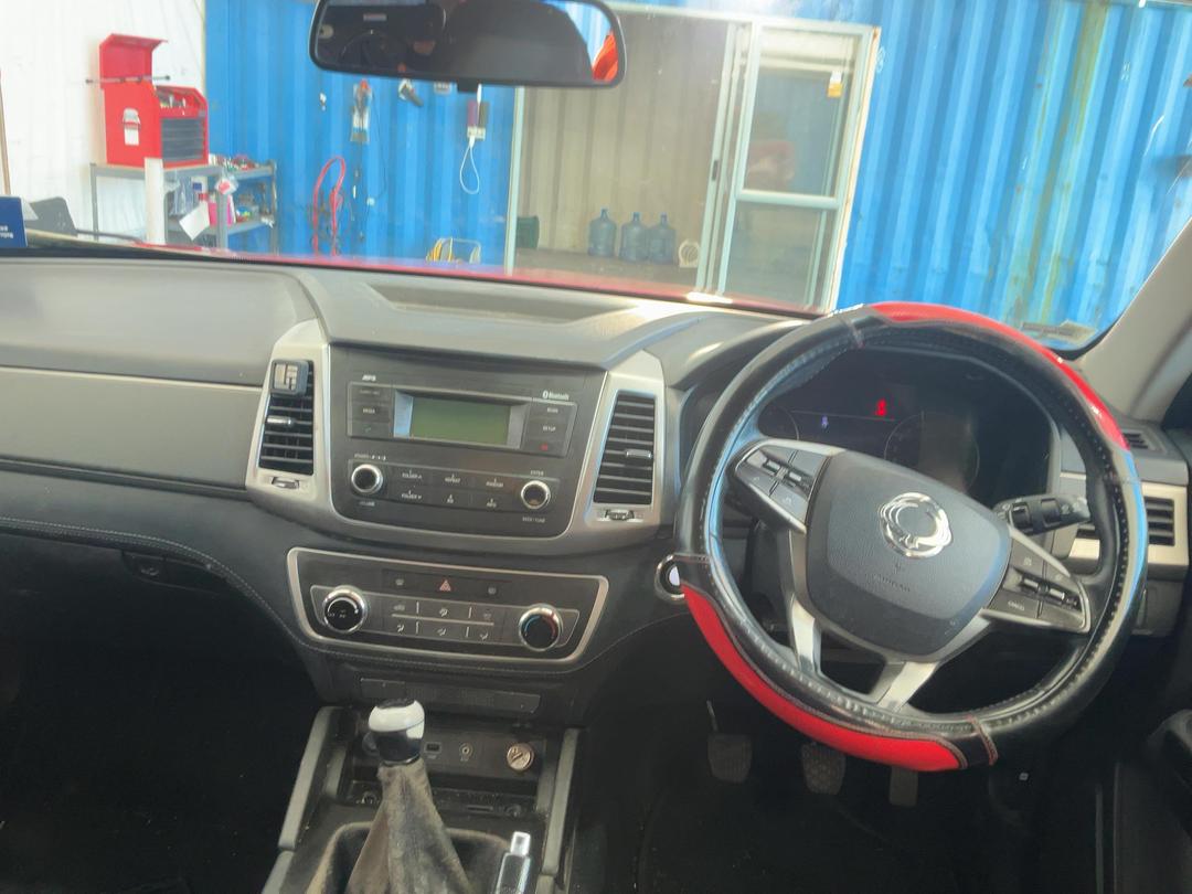 Photo '23' of Ssangyong Rhino XL Petrol Manual Photo '23' of Ssangyong Rhino XL Petrol Manual