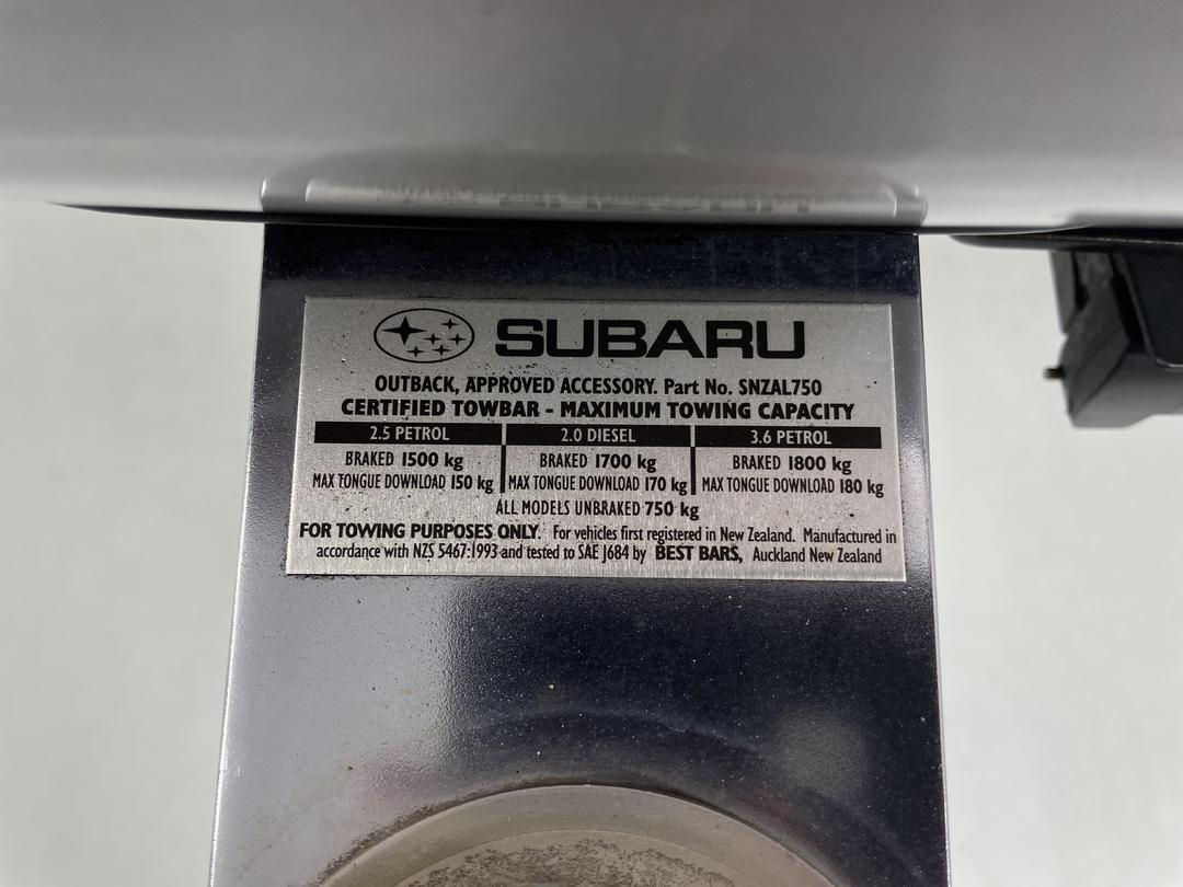 Photo '28' of Subaru Outback