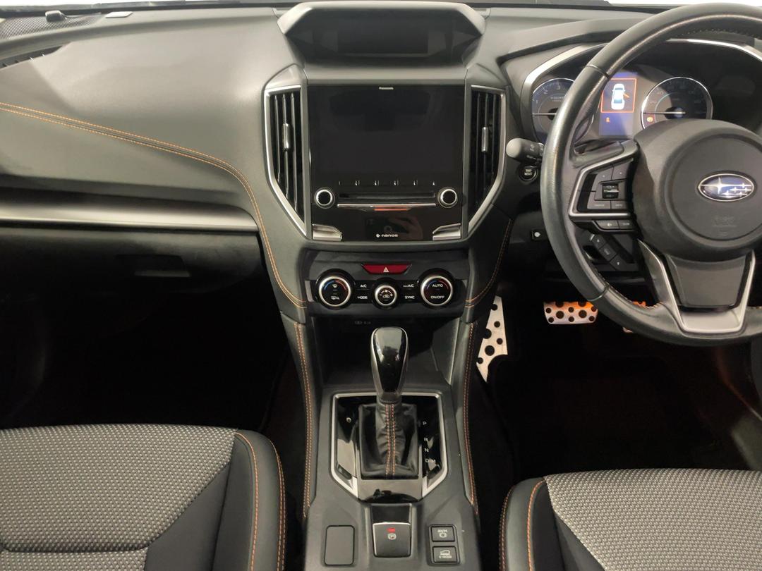 Photo '18' of Subaru XV