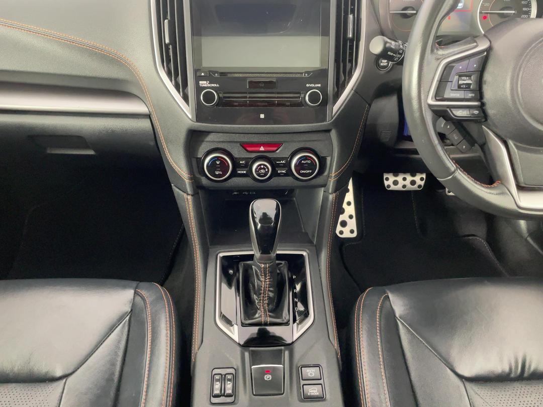 Photo '18' of Subaru XV