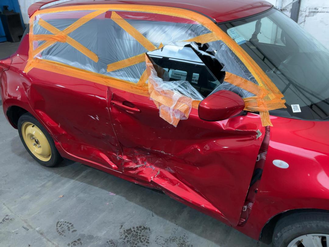 Photo '6' of Suzuki Swift GL Plus