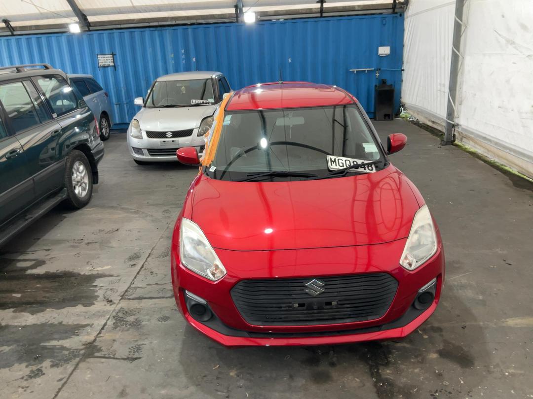 Photo '7' of Suzuki Swift GL Plus