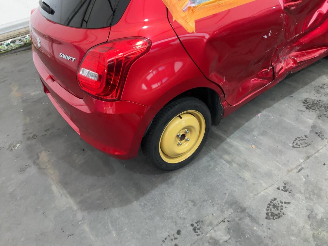 Photo '11' of Suzuki Swift GL Plus