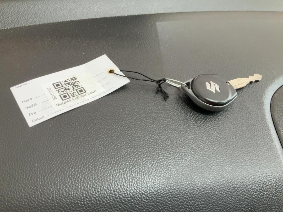 Photo '17' of Suzuki Swift GL Plus