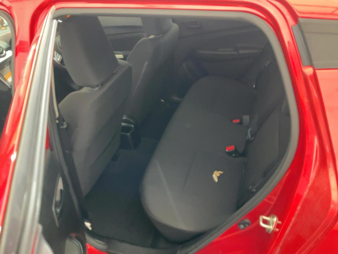 Photo '19' of Suzuki Swift GL Plus
