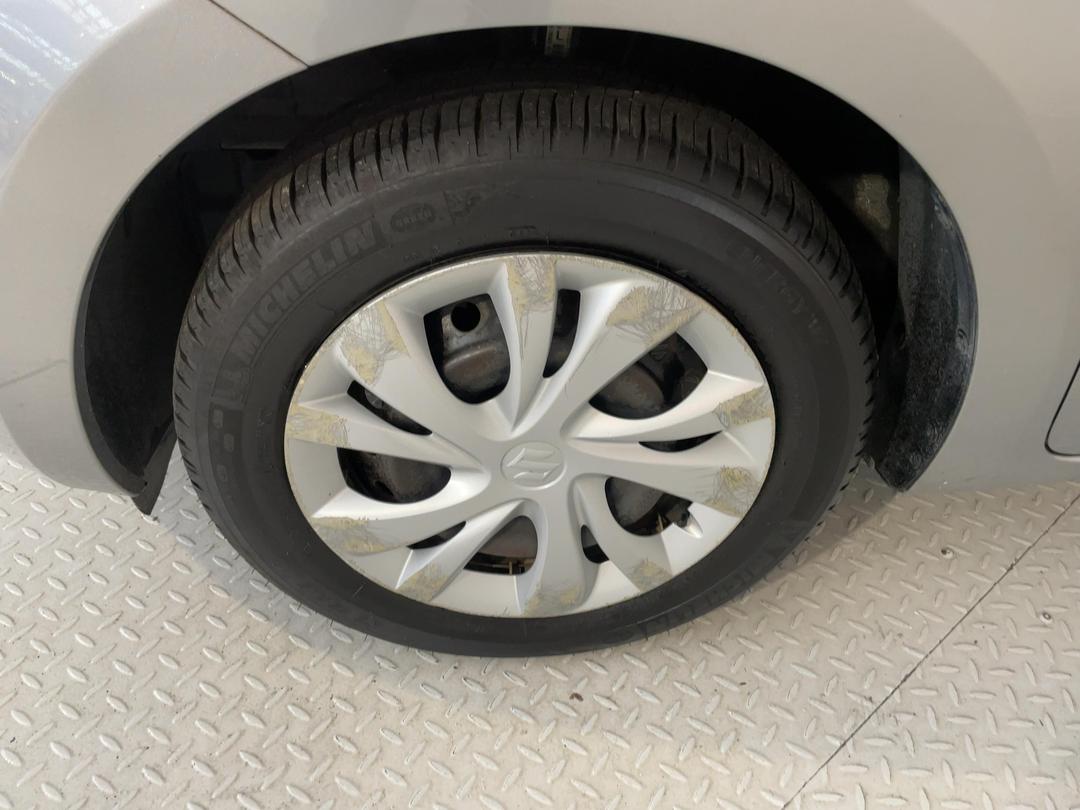 Photo '10' of Suzuki Swift
