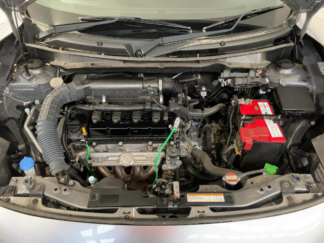 Photo '13' of Suzuki Swift