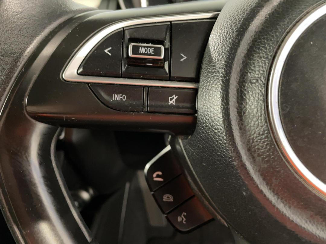 Photo '26' of Suzuki Swift