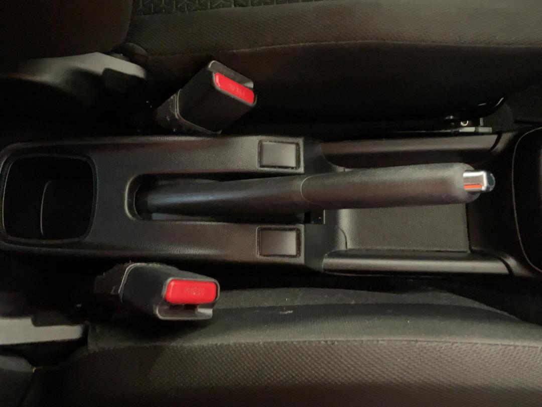 Photo '32' of Suzuki Swift