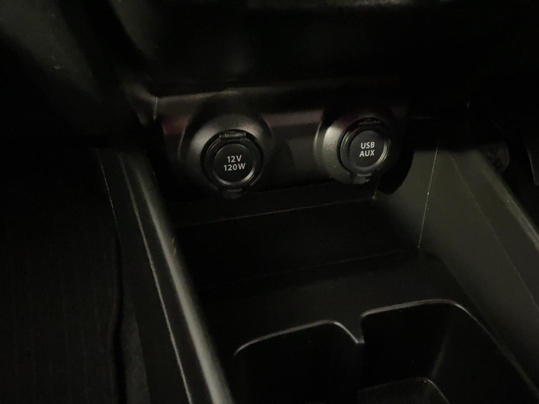 Photo '24' of Suzuki Swift