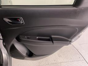 Photo '19' of Suzuki Swift