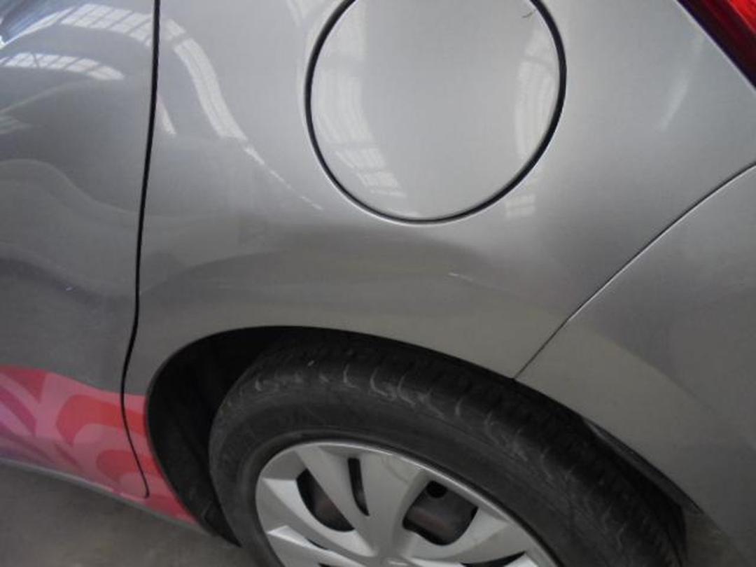 Photo '9' of Suzuki Swift GLC