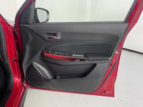 Photo '15' of Suzuki Swift