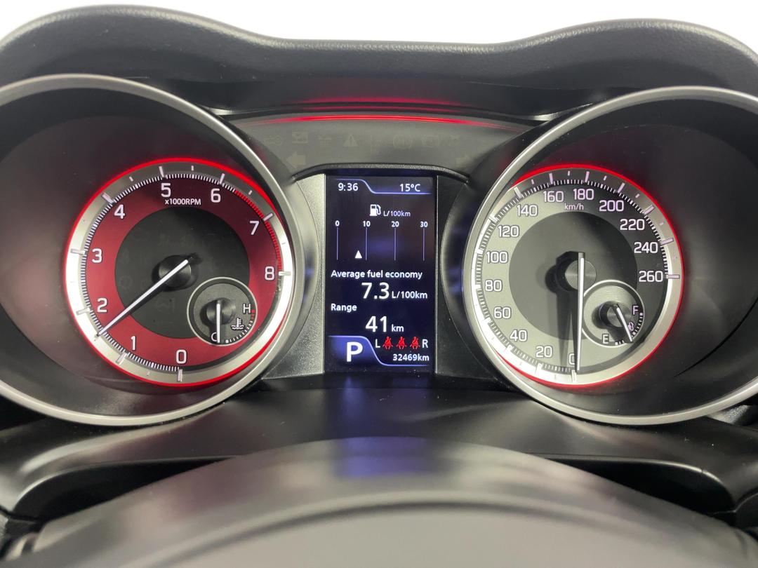 Photo '21' of Suzuki Swift