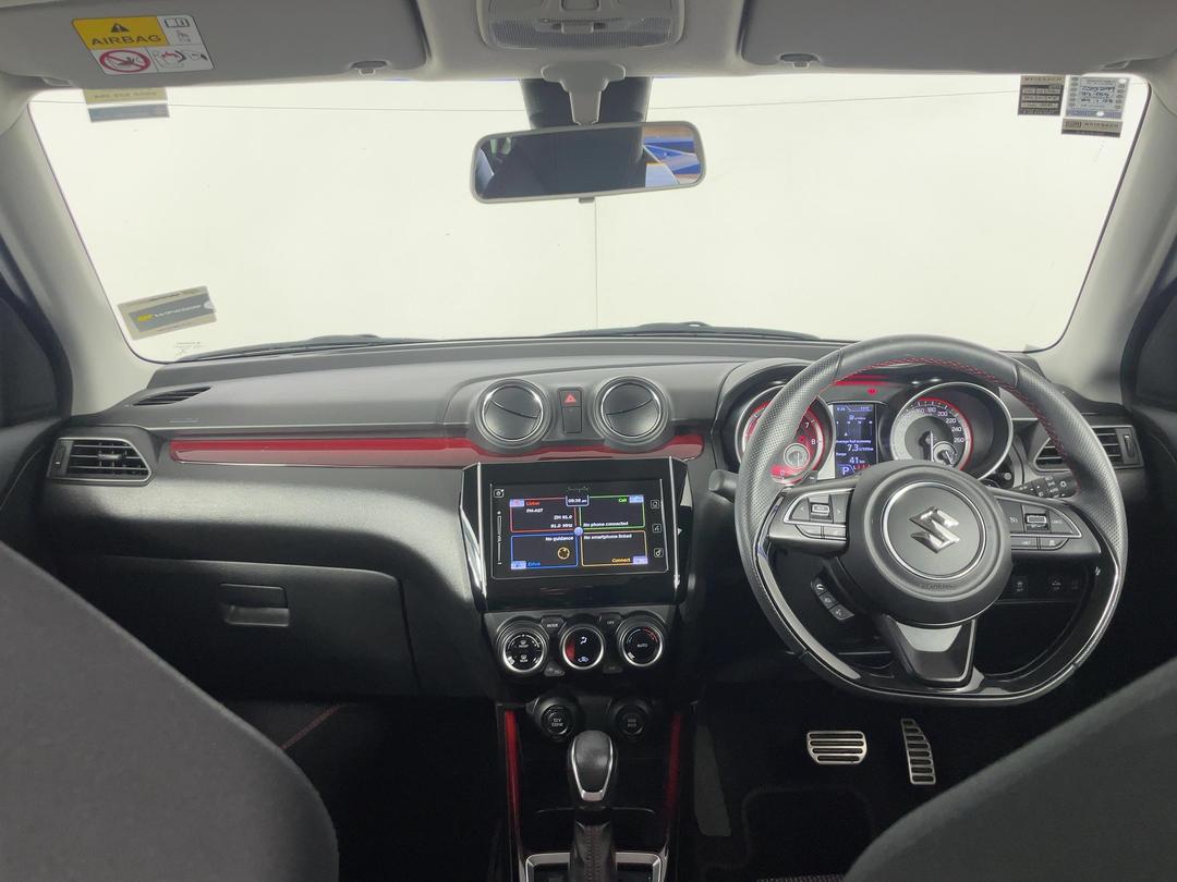 Photo '17' of Suzuki Swift