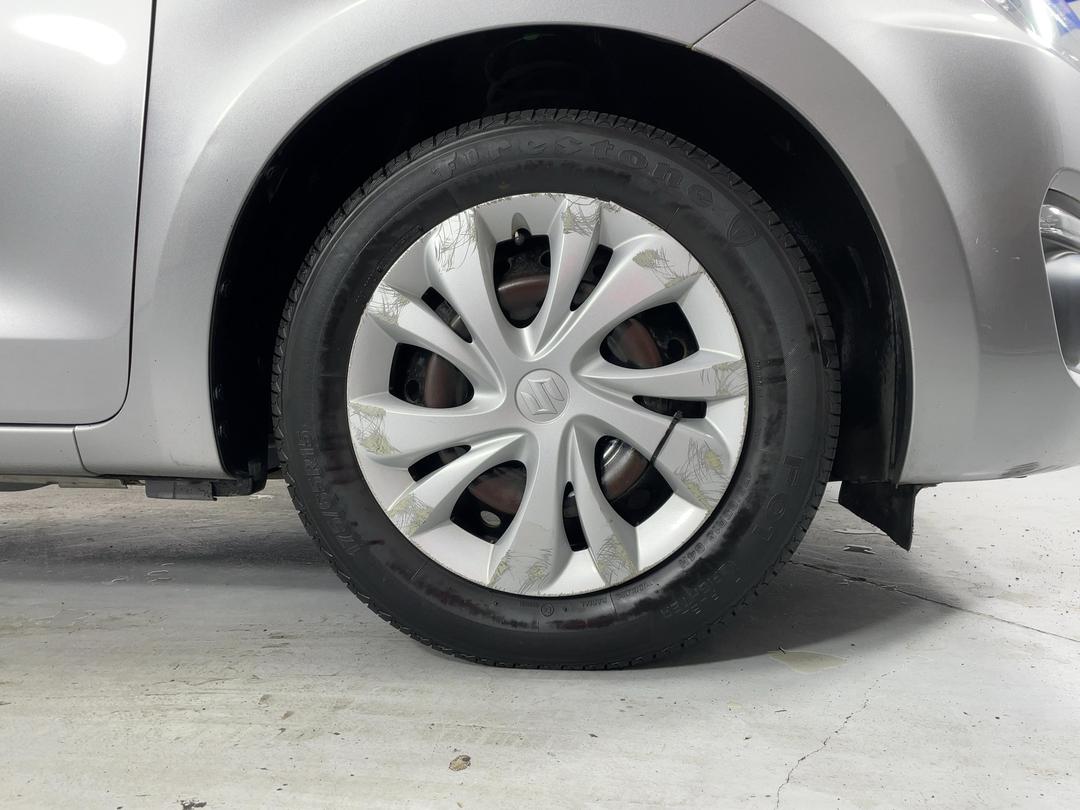 Photo '9' of Suzuki Swift