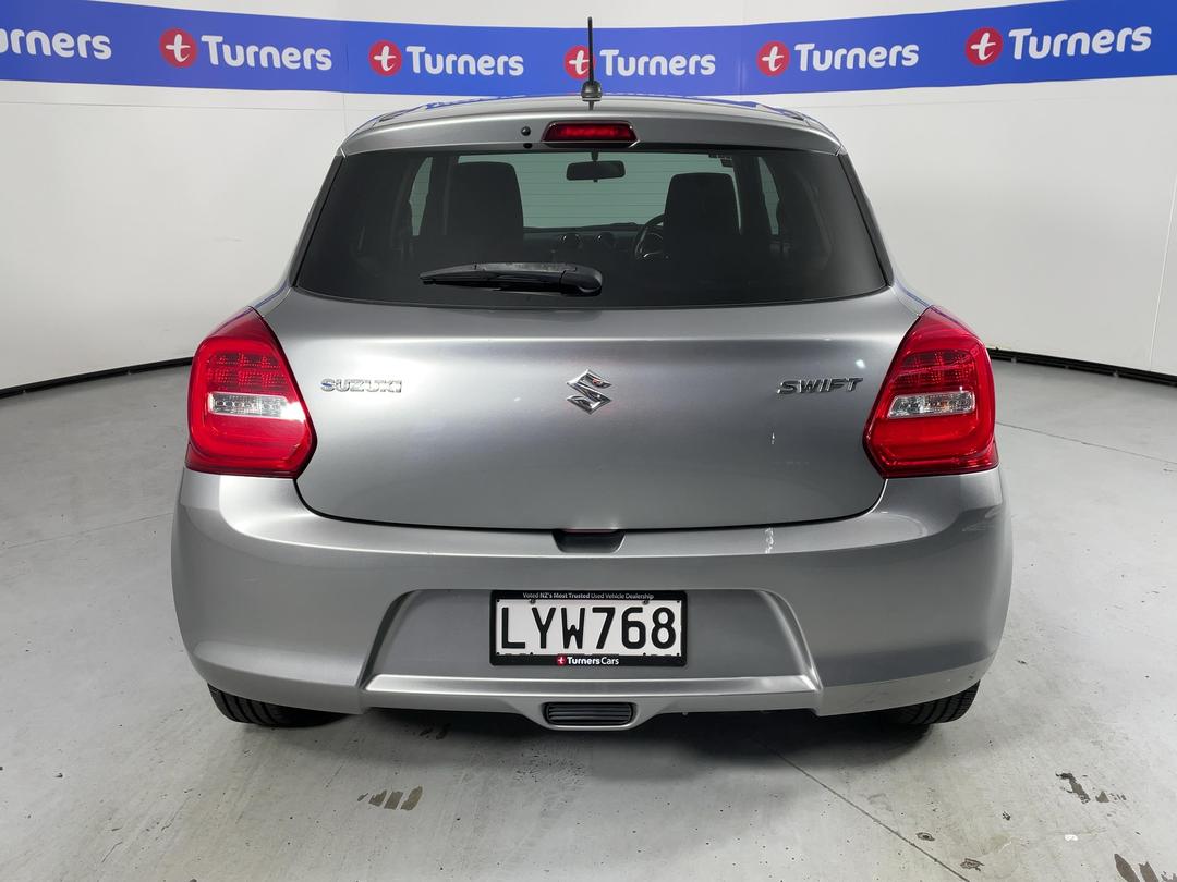 Photo '6' of Suzuki Swift