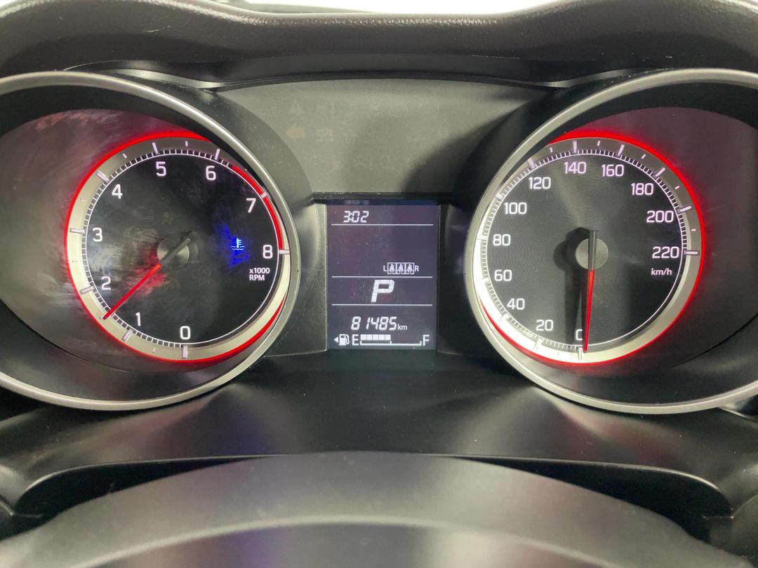 Photo '21' of Suzuki Swift