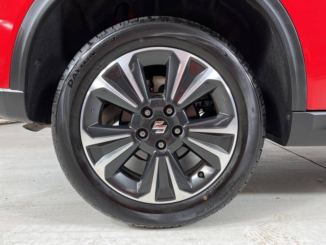 Photo '12' of Suzuki Vitara