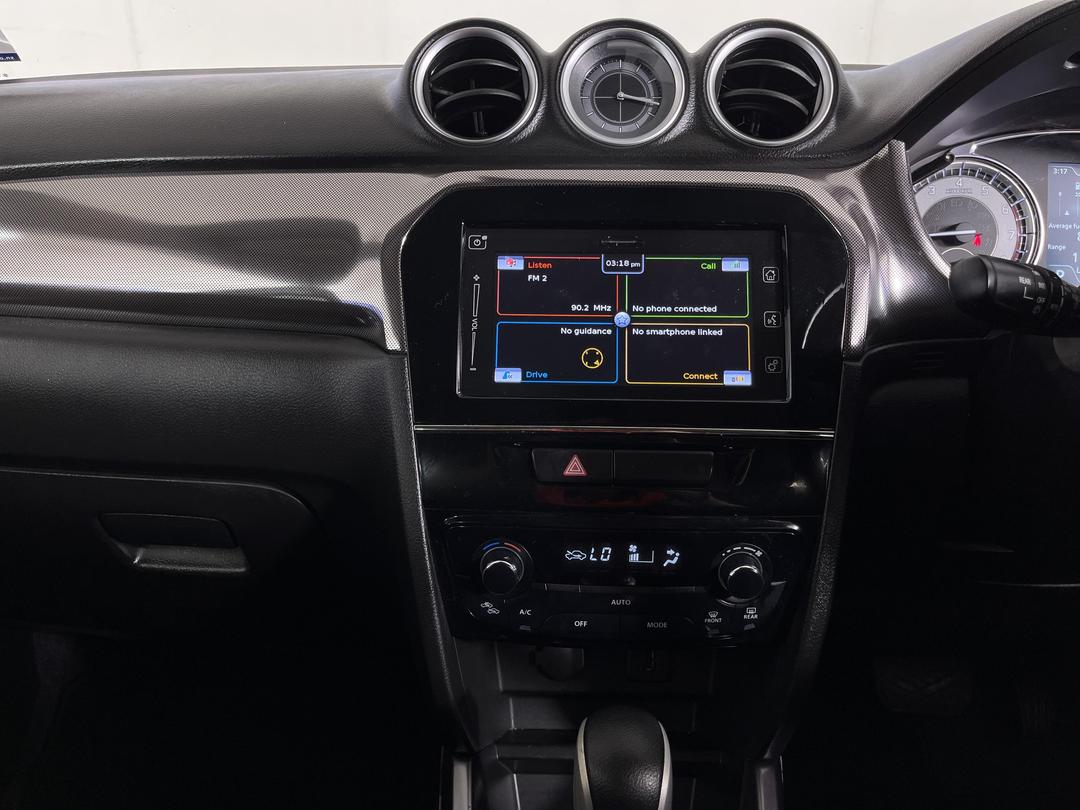 Photo '18' of Suzuki Vitara