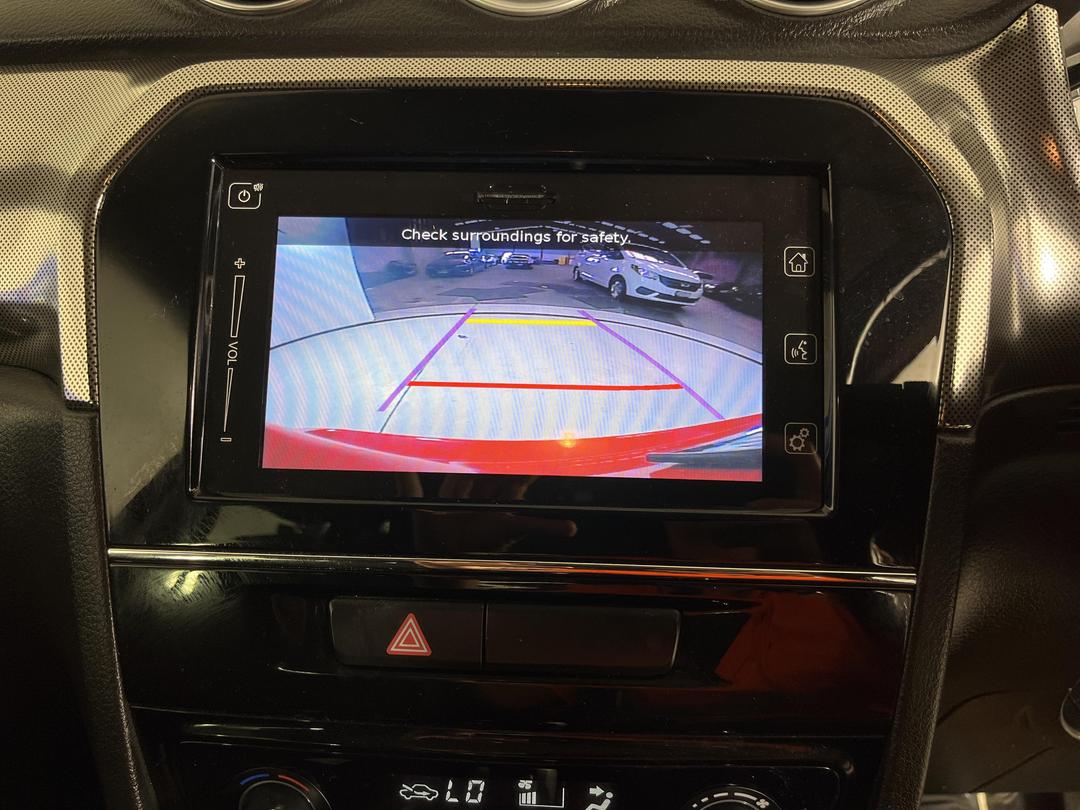 Photo '27' of Suzuki Vitara