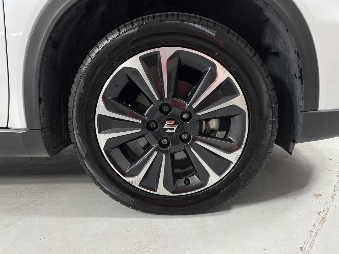 Photo '9' of Suzuki Vitara