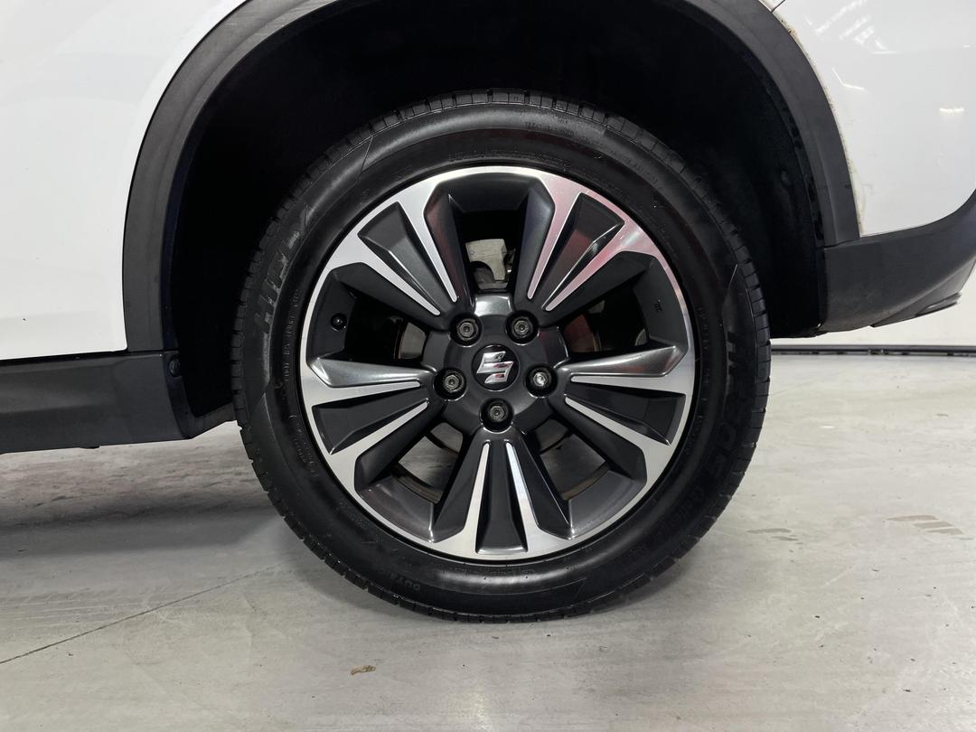 Photo '11' of Suzuki Vitara