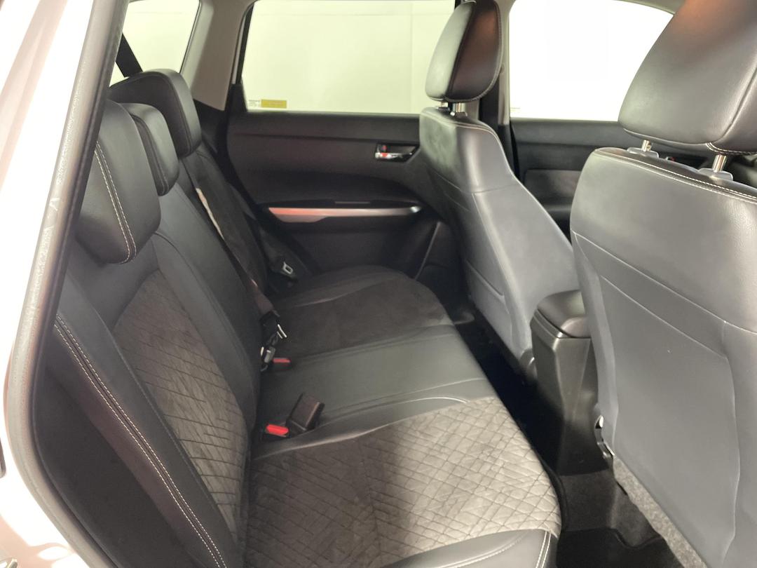 Photo '20' of Suzuki Vitara