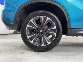 Photo '12' of Suzuki Vitara