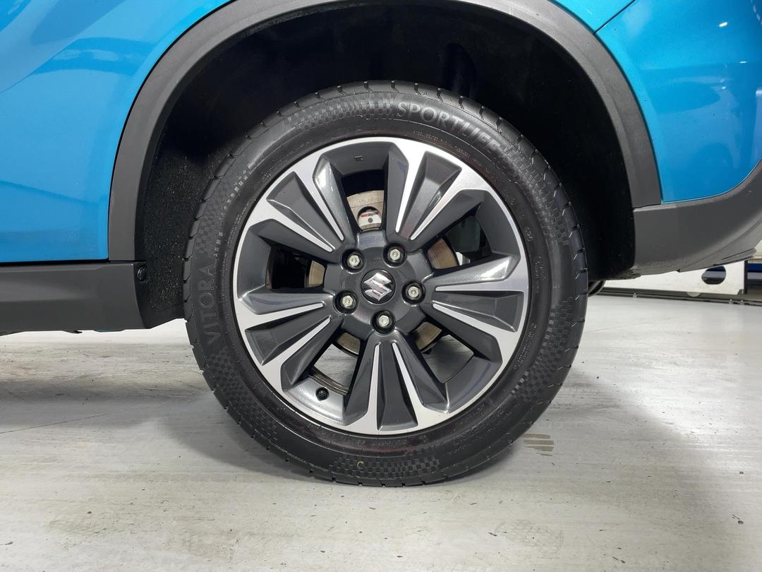 Photo '11' of Suzuki Vitara