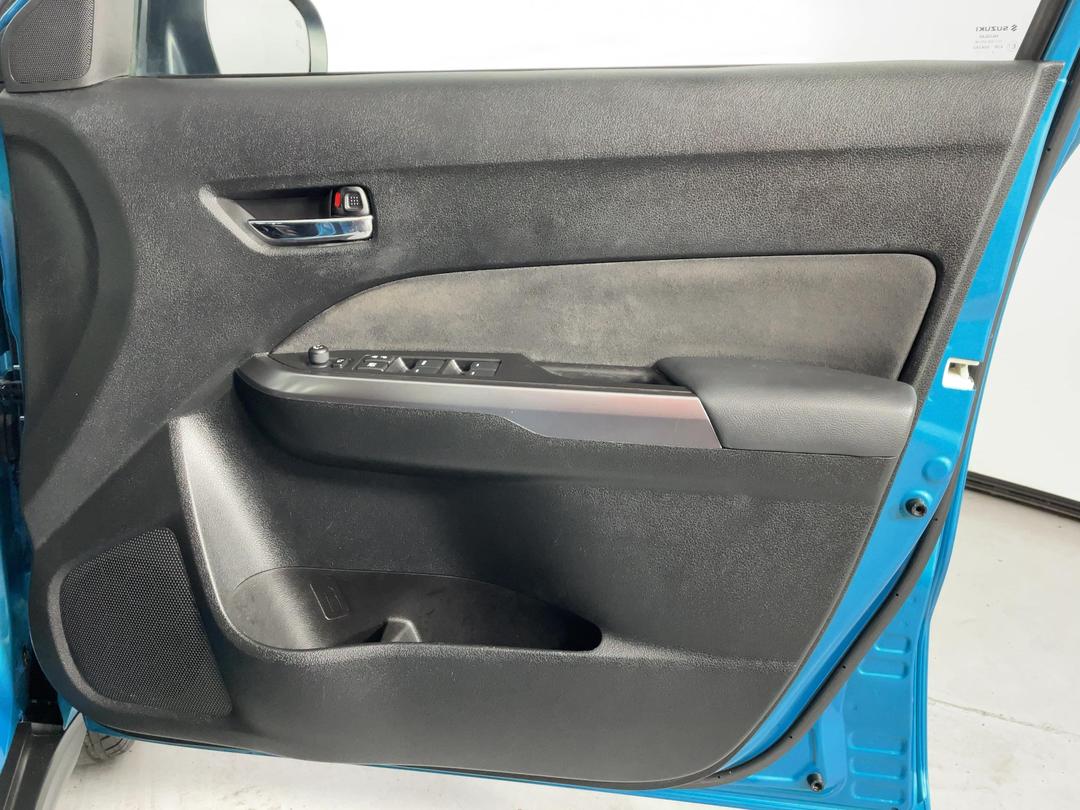 Photo '15' of Suzuki Vitara