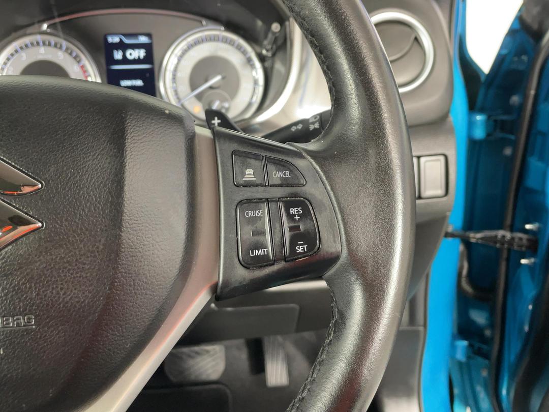 Photo '28' of Suzuki Vitara