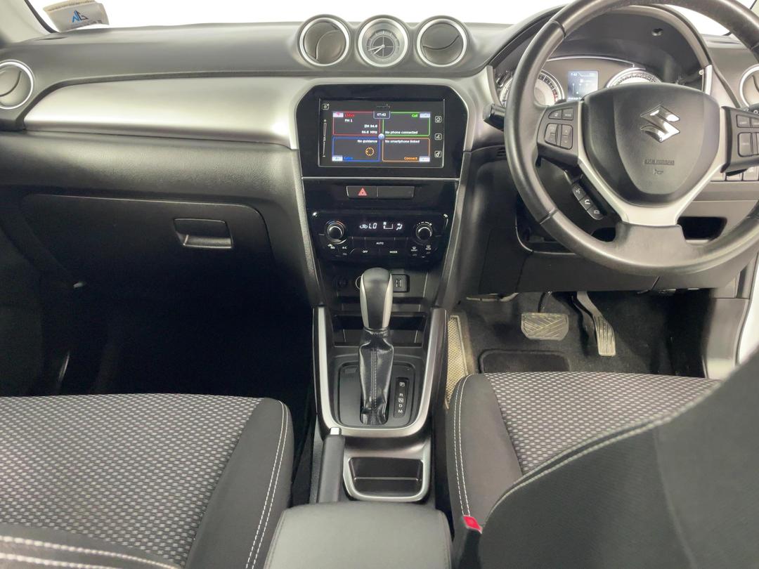 Photo '18' of Suzuki Vitara