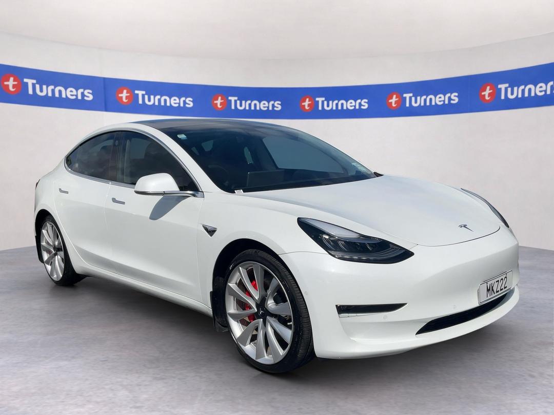 Photo '1' of Tesla Model 3