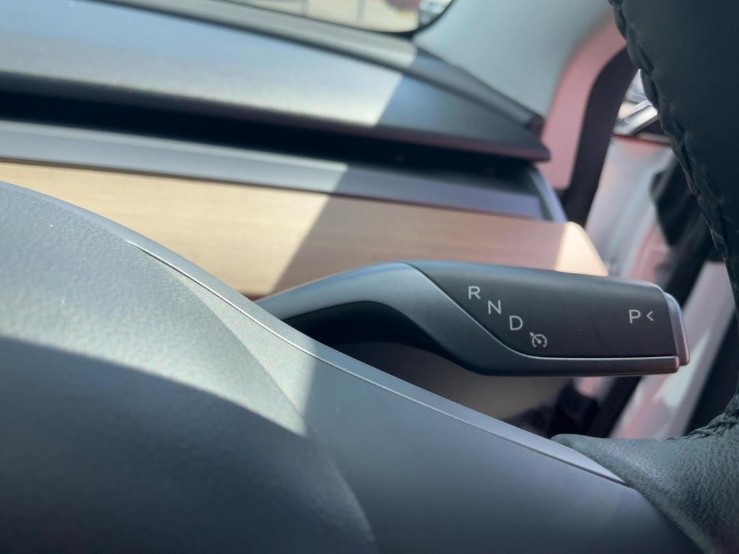 Photo '26' of Tesla Model 3