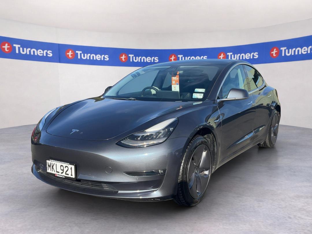 Photo '4' of Tesla Model 3