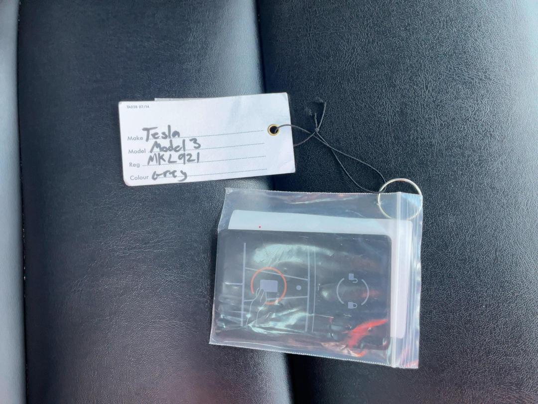 Photo '22' of Tesla Model 3