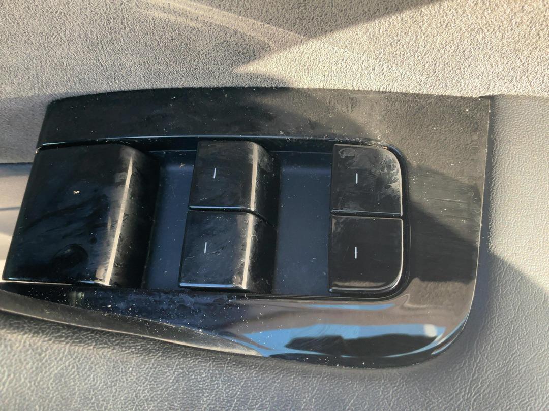 Photo '24' of Tesla Model 3