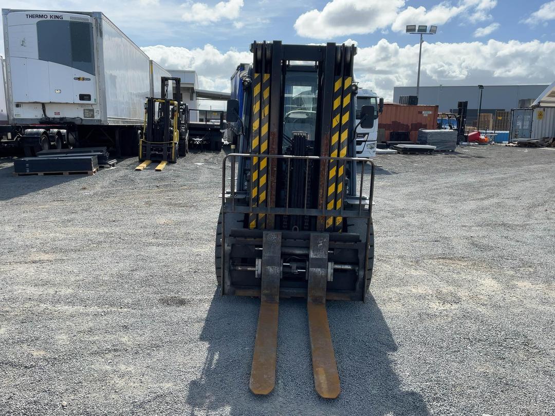 Photo '10' of Toyota 8FD 45N Forklift