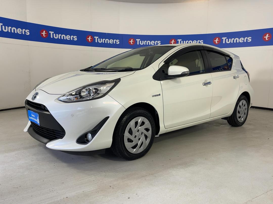 Photo '4' of Toyota Aqua