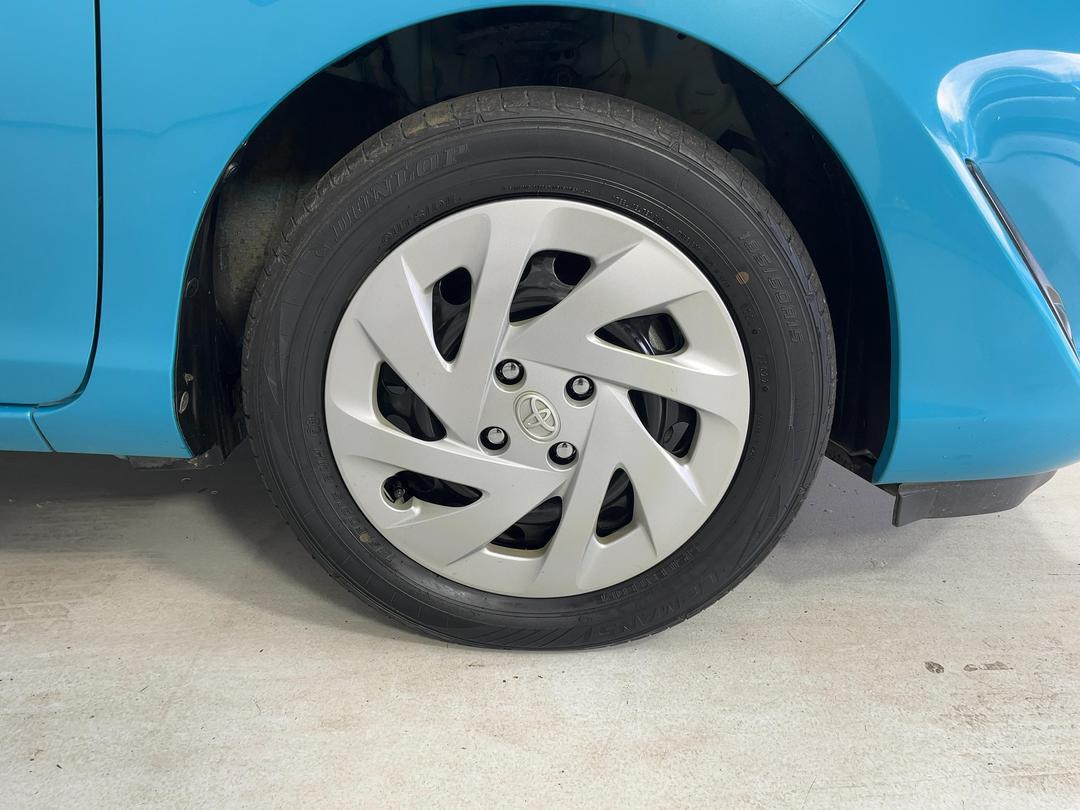 Photo '9' of Toyota Aqua