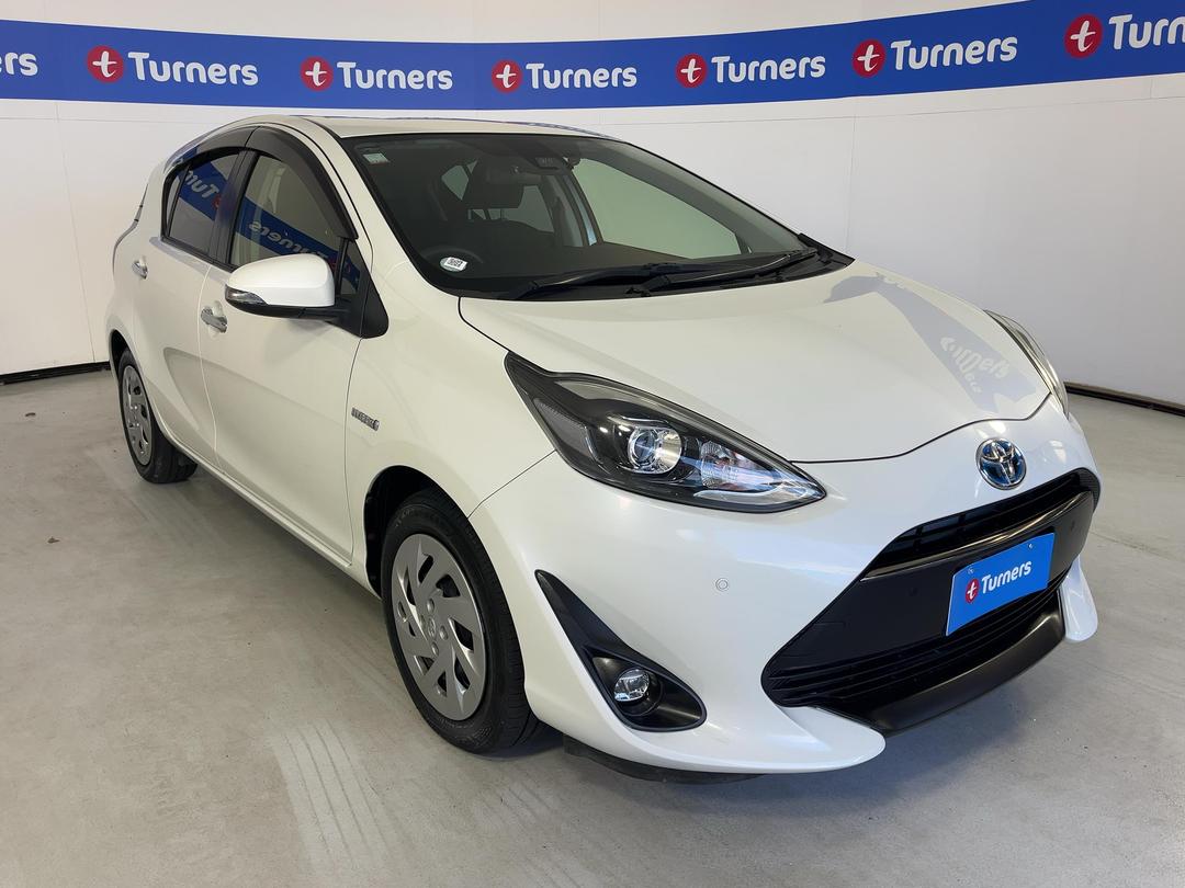 Photo '1' of Toyota Aqua