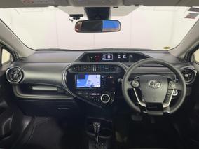 Photo '17' of Toyota Aqua